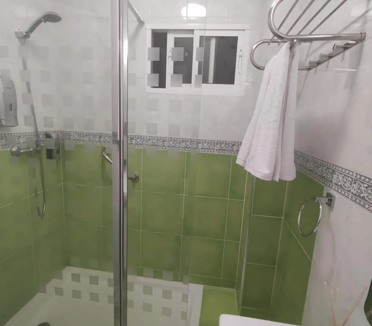 Grace Pool Apartment 베날마데나코스타