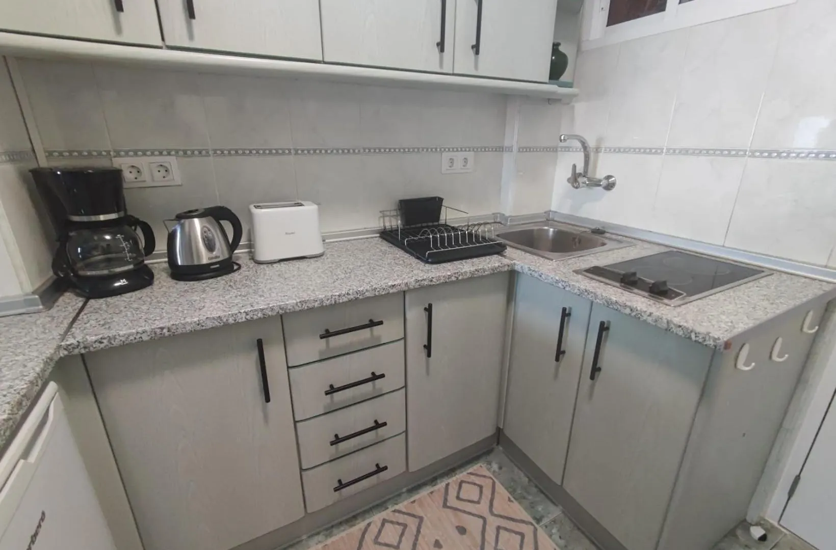 Grace Pool Apartment Benalmadena의 연락처